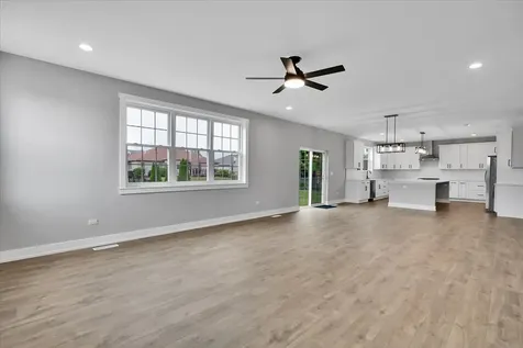 21350 Somerset Street Shorewood IL 60404