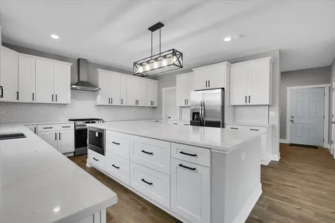 21350 Somerset Street Shorewood IL 60404