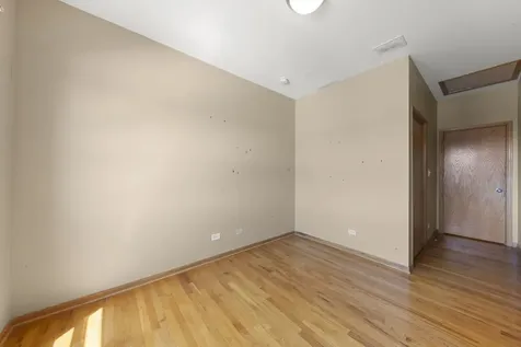 3246 West Warren Boulevard Chicago IL 60624