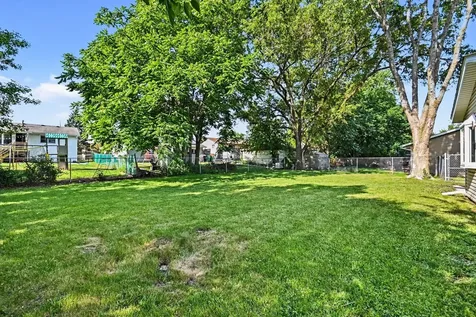 715 Evergreen Court Romeoville IL 60446