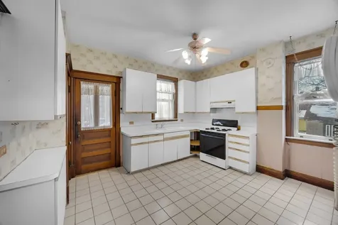 1322 Main Street Crete IL 60417