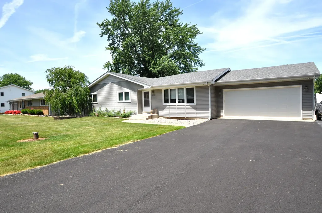 933 Melrose Street New Lenox IL 60451