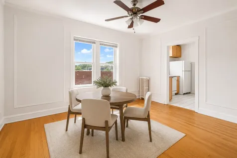 6414 North Newgard Avenue Chicago IL 60626