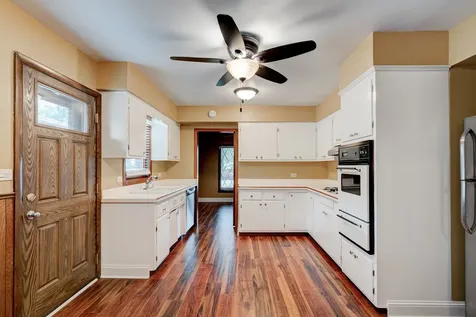 8536 River Grove Avenue River Grove IL 60171
