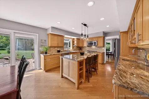 1125 West Wood Street Palatine IL 60067