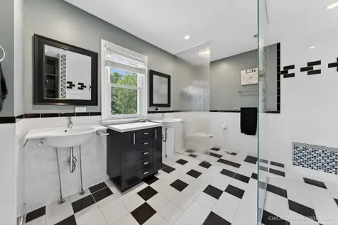 1125 West Wood Street Palatine IL 60067