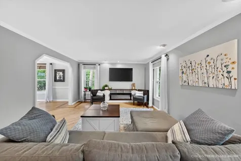1125 West Wood Street Palatine IL 60067