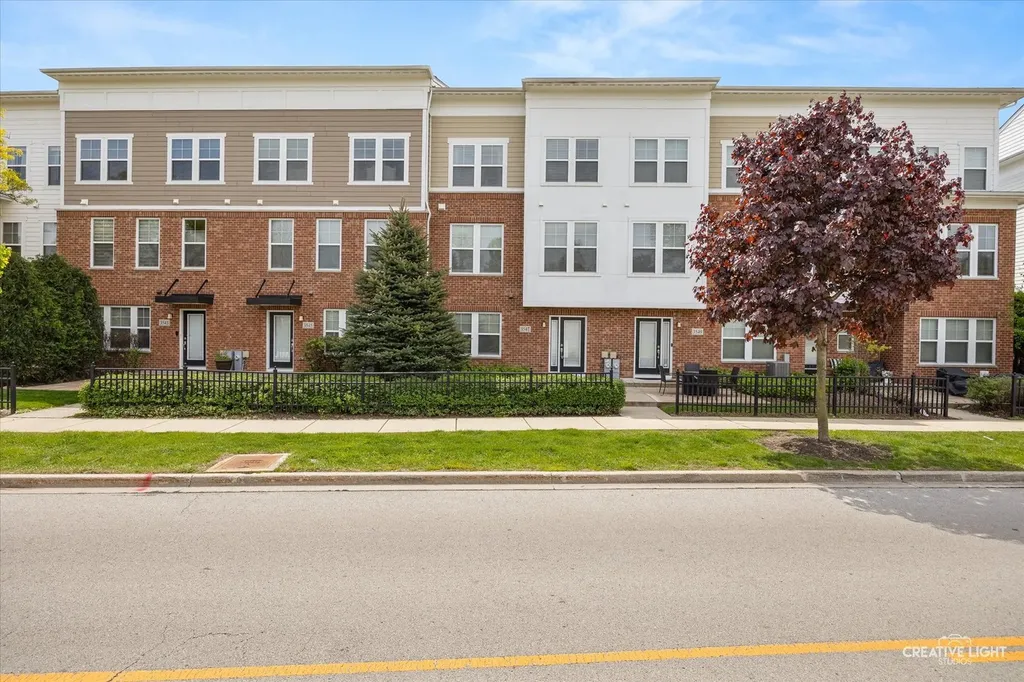 3547 Mulligan Drive Woodridge IL 60517