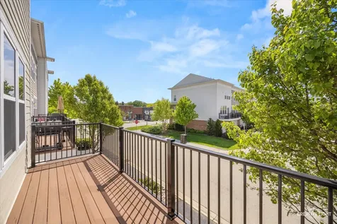 3547 Mulligan Drive Woodridge IL 60517
