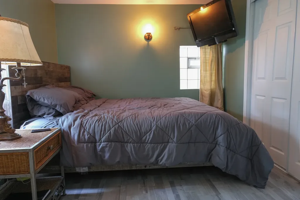 731 West 48th Place Chicago IL 60609