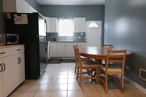 731 West 48th Place Chicago IL 60609