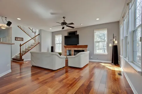 620 Geneva Court Indian Creek IL 60061