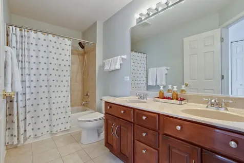 620 Geneva Court Indian Creek IL 60061