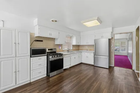 10553 South Calumet Avenue Chicago IL 60628