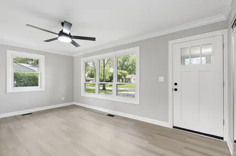 2204 Hawk Lane Rolling Meadows IL 60008