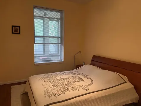 1024 East 52nd Street Chicago IL 60615