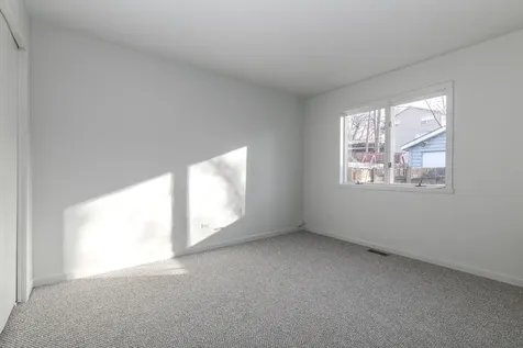 61 Highview Avenue Fox Lake IL 60020