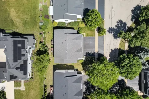 711 Red Oak Court Naperville IL 60563