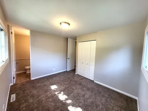 18455 West Meadow Lane Gurnee IL 60031