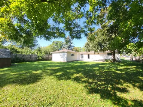 18455 West Meadow Lane Gurnee IL 60031
