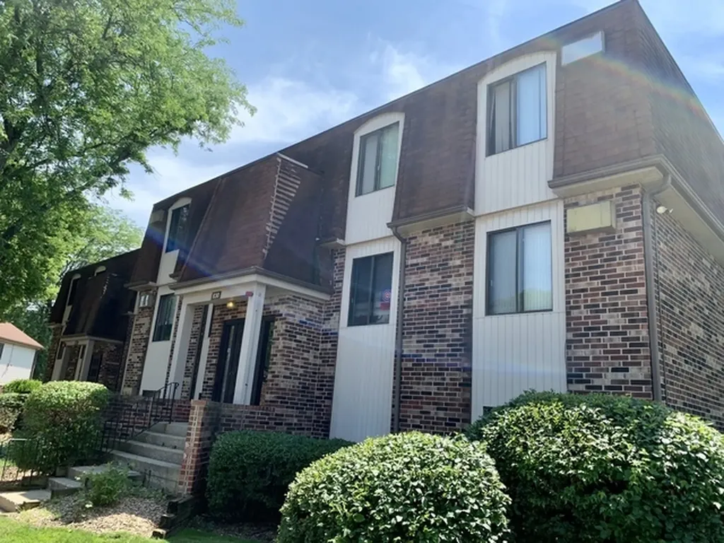 830 Waterview Circle Vernon Hills IL 60061