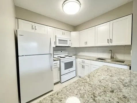 830 Waterview Circle Vernon Hills IL 60061