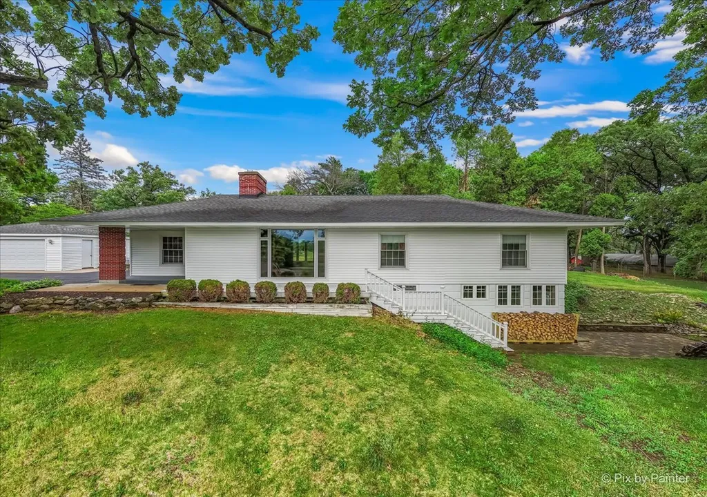 801 Ridgeland Street Fox River Grove IL 60021