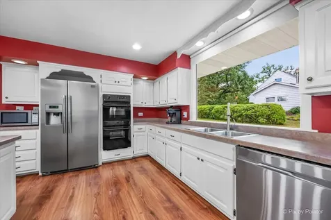 801 Ridgeland Street Fox River Grove IL 60021