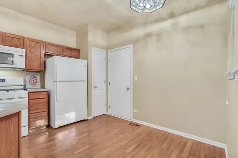 90 Pimlico Court Grayslake IL 60030