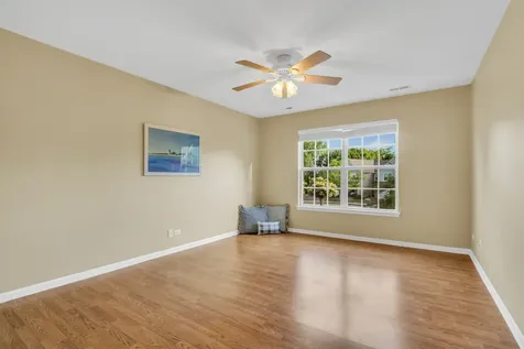90 Pimlico Court Grayslake IL 60030