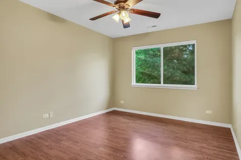 90 Pimlico Court Grayslake IL 60030