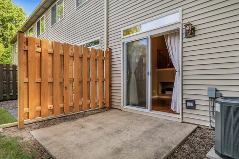 90 Pimlico Court Grayslake IL 60030