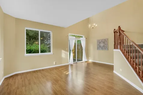 90 Pimlico Court Grayslake IL 60030