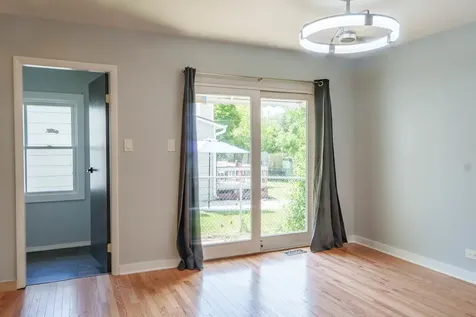 254 Dundee Parkway Buffalo Grove IL 60089