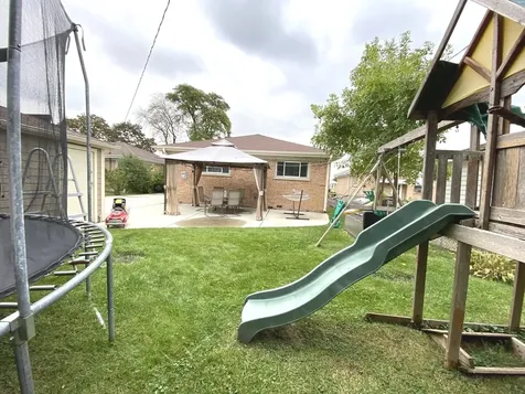 4528 Grace Street Schiller Park IL 60176