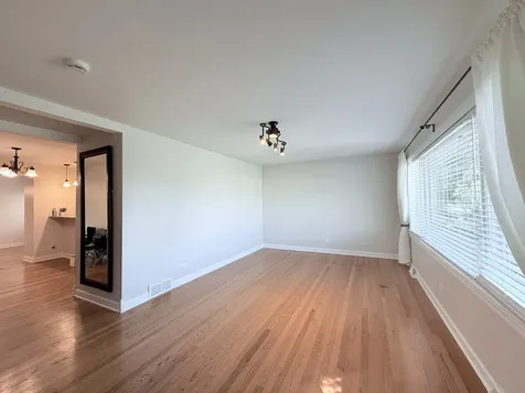 4528 Grace Street Schiller Park IL 60176