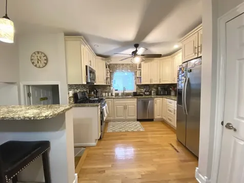 4528 Grace Street Schiller Park IL 60176