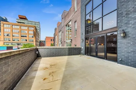 813 West Fulton Market Chicago IL 60607