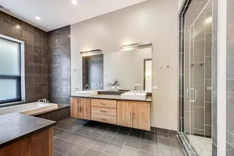 813 West Fulton Market Chicago IL 60607