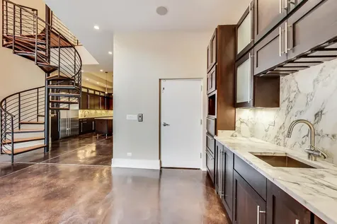 813 West Fulton Market Chicago IL 60607