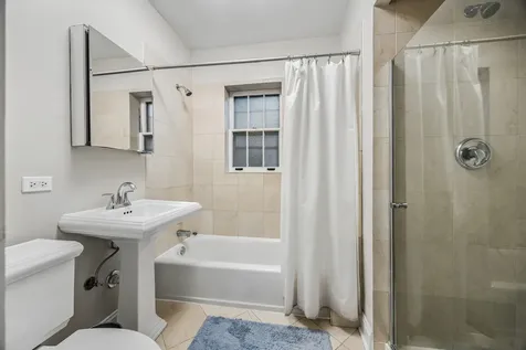 344 South Maple Avenue Oak Park IL 60302