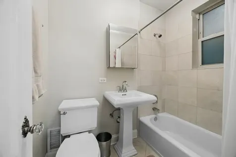 344 South Maple Avenue Oak Park IL 60302