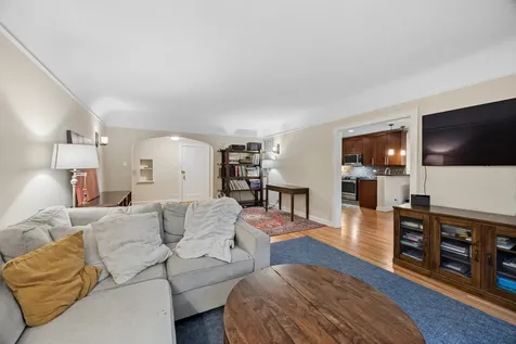 344 South Maple Avenue Oak Park IL 60302
