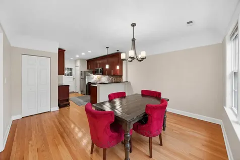 344 South Maple Avenue Oak Park IL 60302
