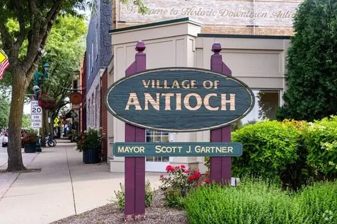 Victoria Street Antioch IL 60002