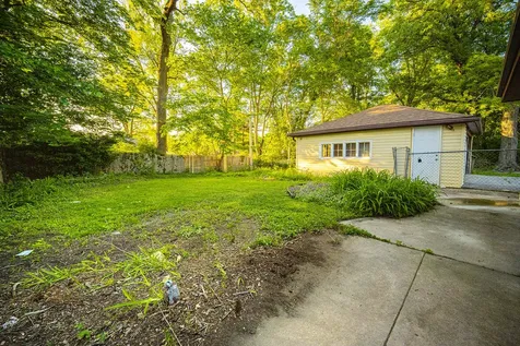 328 Oswego Street Park Forest IL 60466