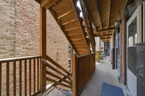1425 West Summerdale Avenue Chicago IL 60640