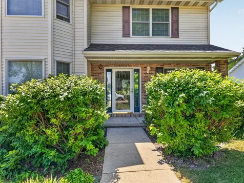 817 Adrienne Avenue Ottawa IL 61350