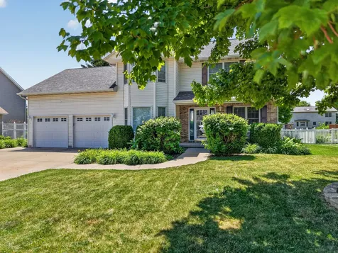 817 Adrienne Avenue Ottawa IL 61350
