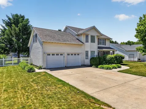 817 Adrienne Avenue Ottawa IL 61350